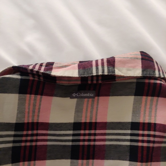 Columbia button down - Picture 3 of 3
